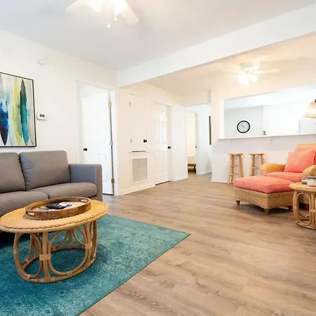Beach Bum Bungalow